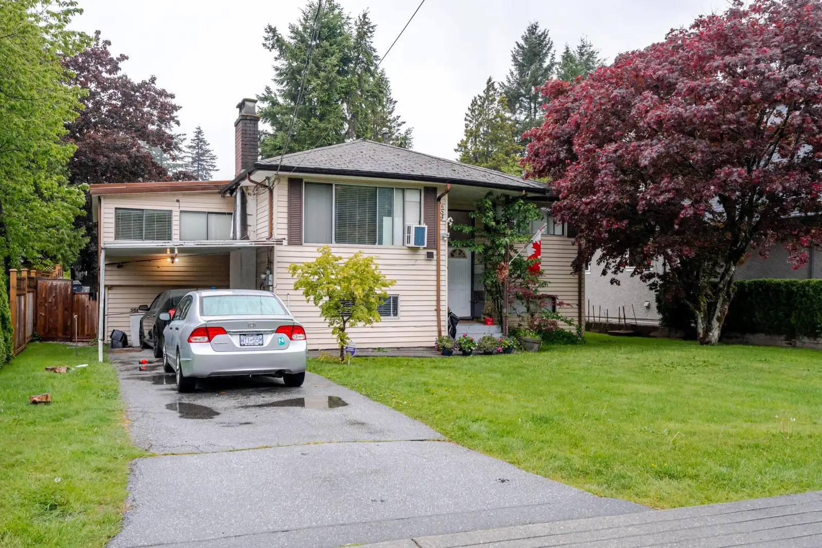 654 LINTON STREET, Coquitlam BC V3J 6J9