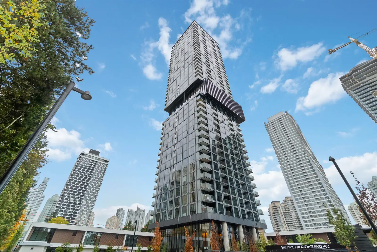 404 5987 WILSON AVENUE, Burnaby BC V5H 0L7