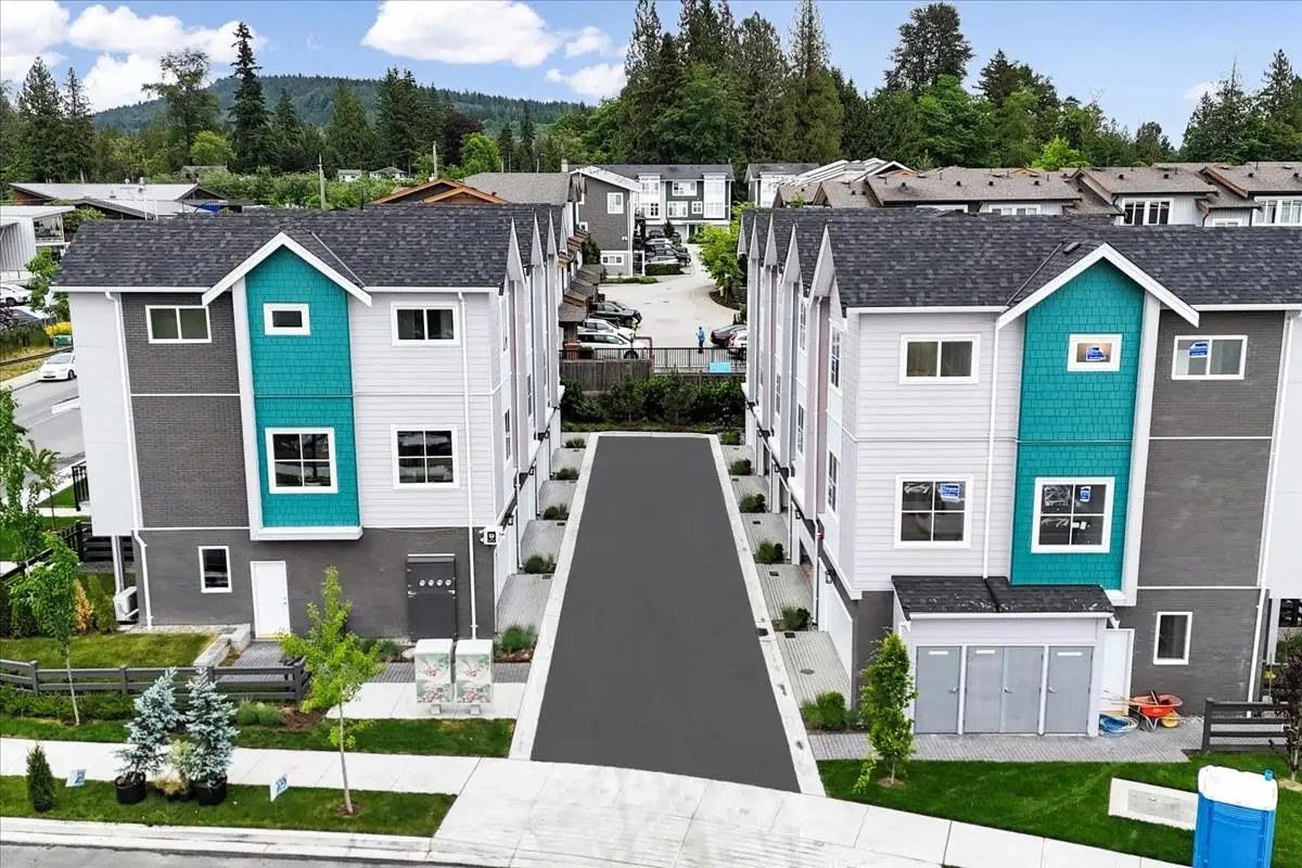 2 10392 240A STREET, Maple Ridge BC V2W 1G3