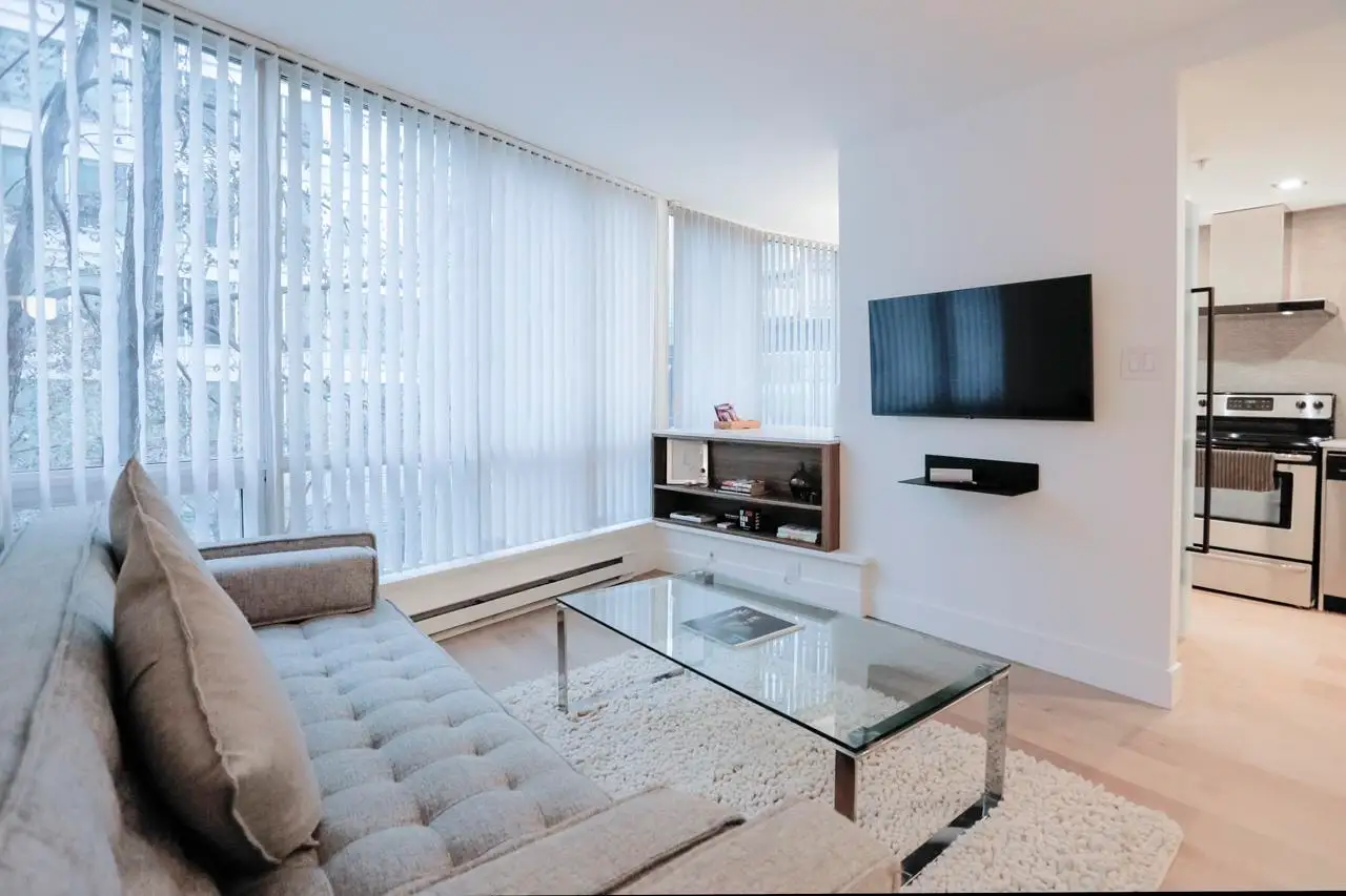 608 1166 MELVILLE STREET, Vancouver BC V6E 4P5