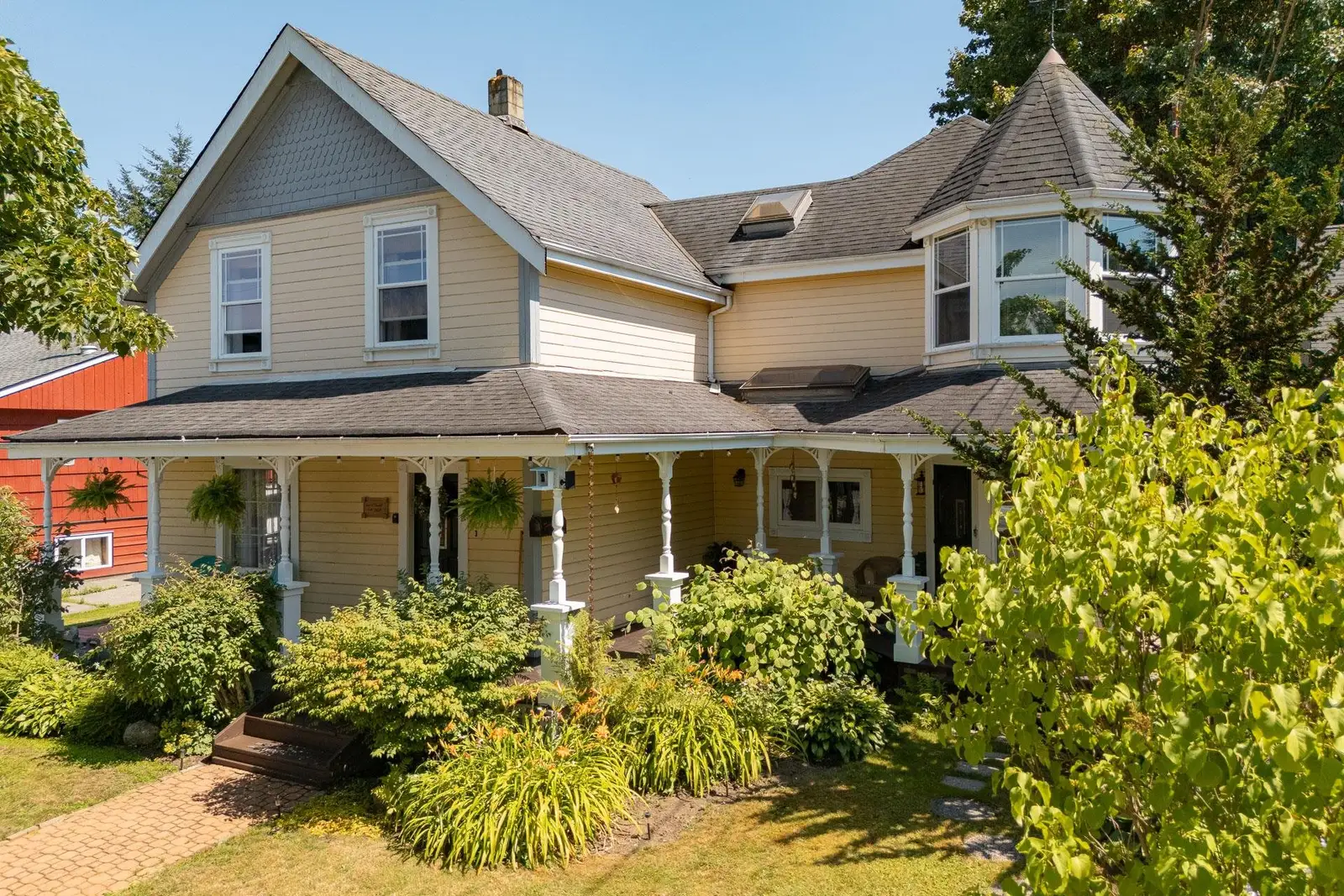 316 DURHAM STREET, New Westminster BC V3L 1X3