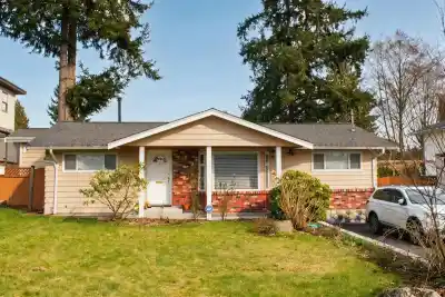 8722 154A STREET, Surrey BC V3S 3N9