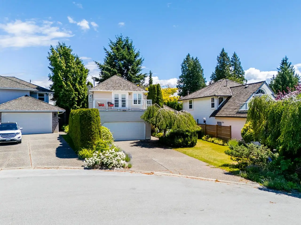 954 160B STREET, Surrey BC V4A 9A7