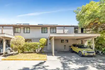 56 9955 140 STREET, Surrey BC V3T 4M4