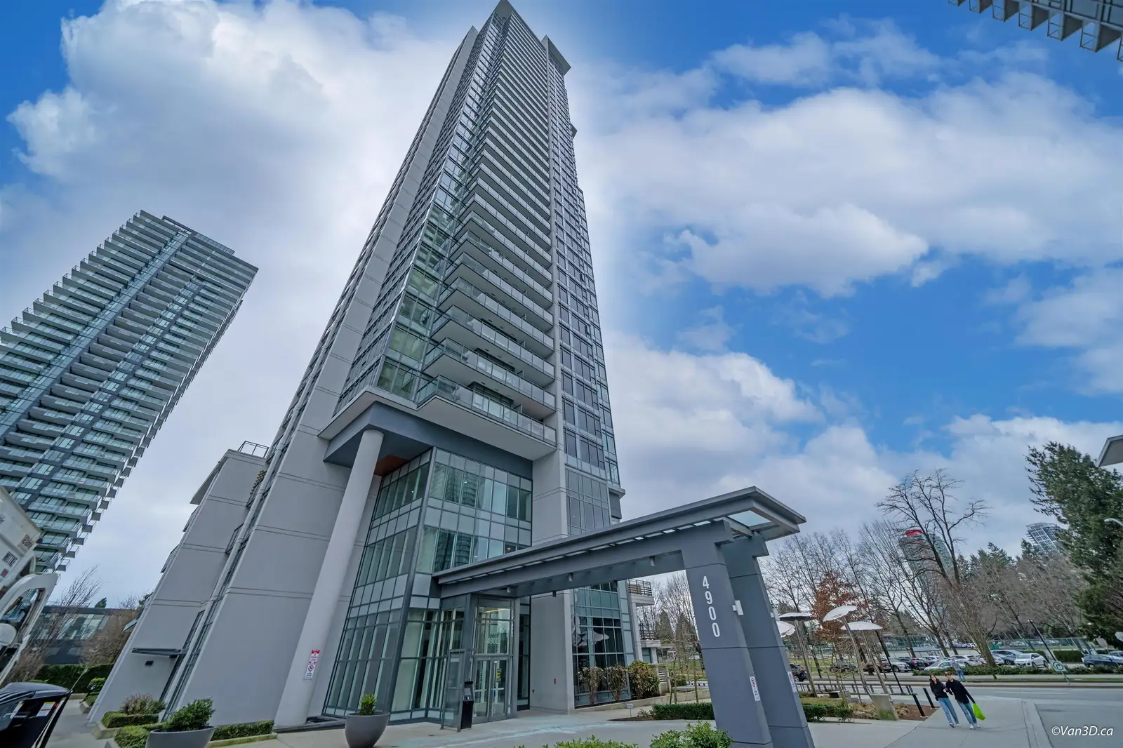602 4900 LENNOX LANE, Burnaby BC V5H 0G9