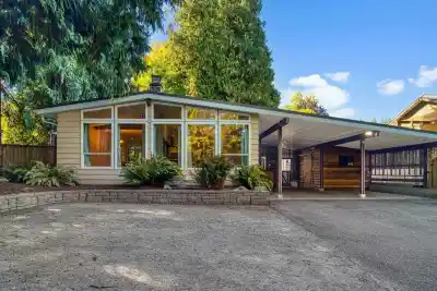 20320 GRADE CRESCENT, Langley BC V3A 4J7