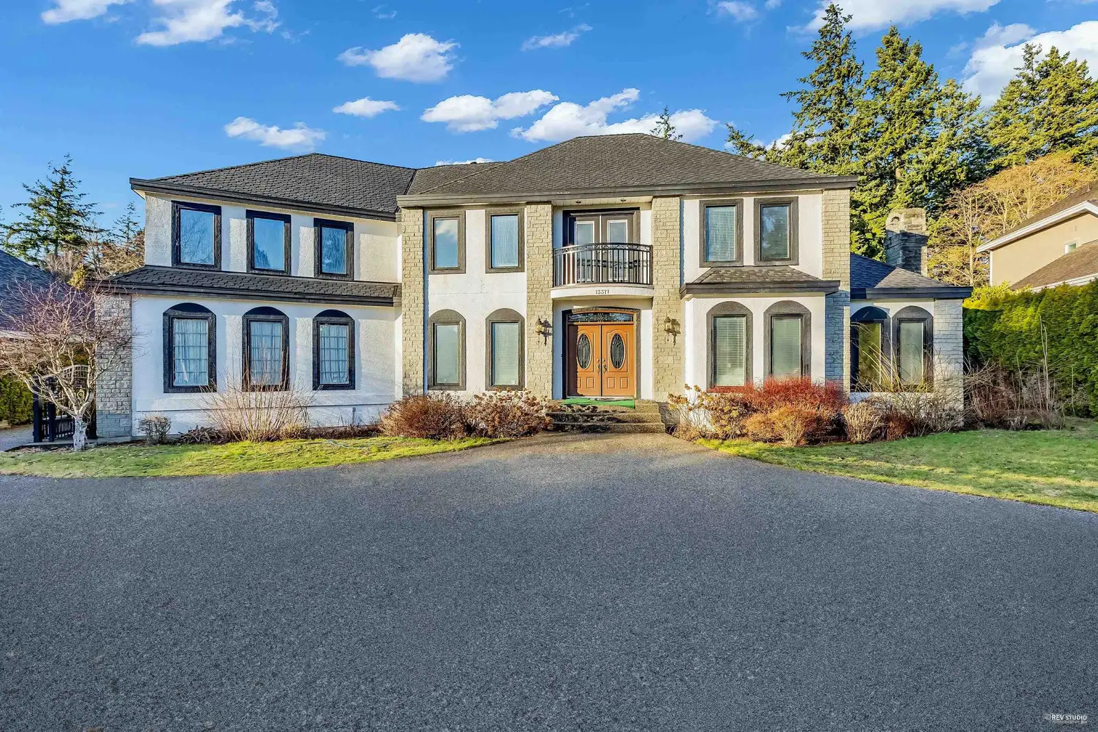 13371 21A AVENUE, Surrey BC V4A 9N1