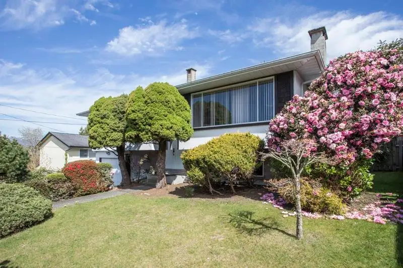 1470 JUNE CRESCENT, Port Coquitlam BC V3C 2Y1