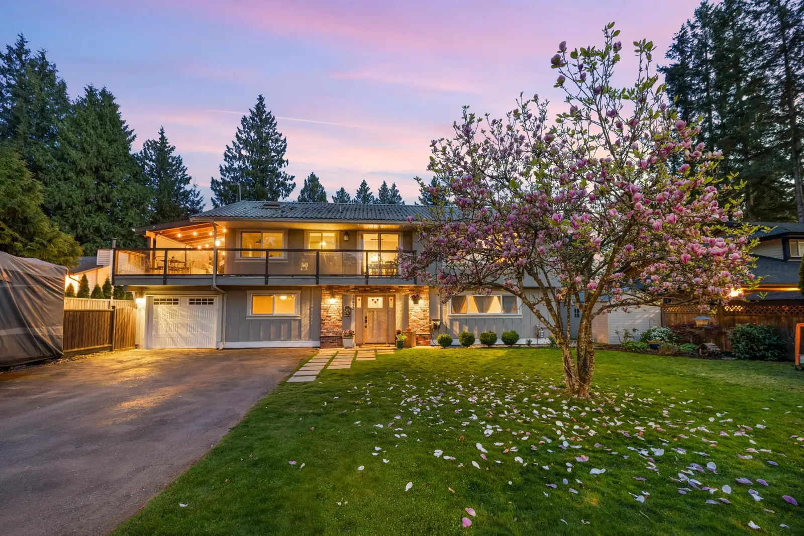 19812 40A AVENUE, Langley BC V3A 2Y4