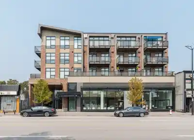305 4223 HASTINGS STREET, Burnaby BC V5C 2J5