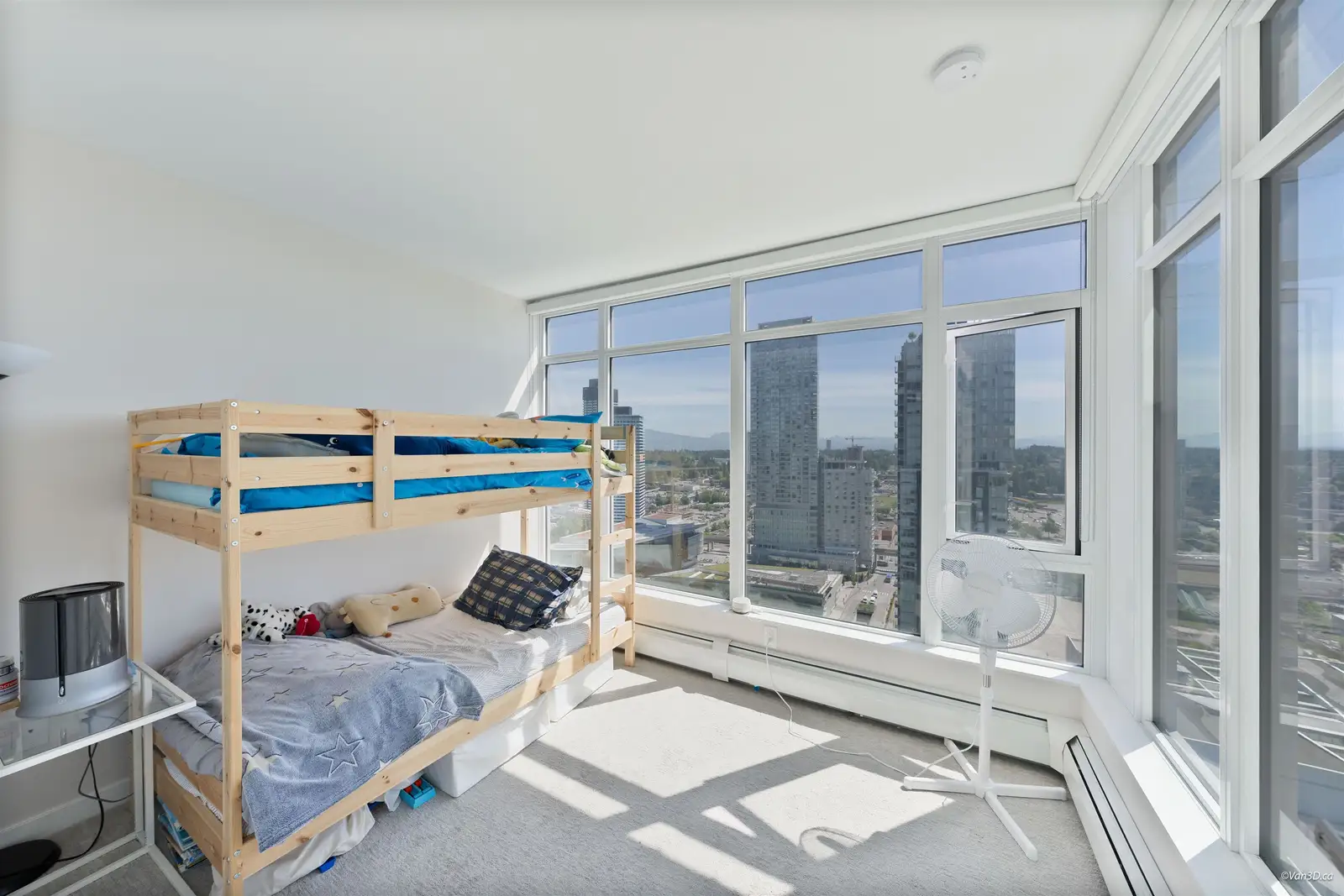 2508 13350 CENTRAL AVENUE, Surrey BC V3T 0S1