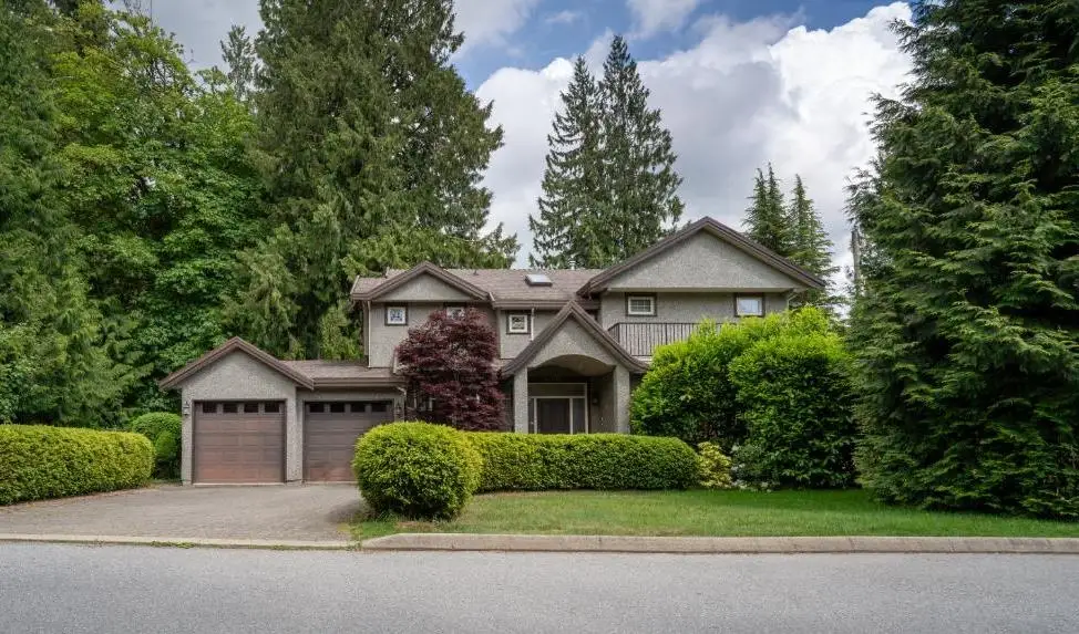4986 SHIRLEY AVENUE, North Vancouver BC V7R 3W4