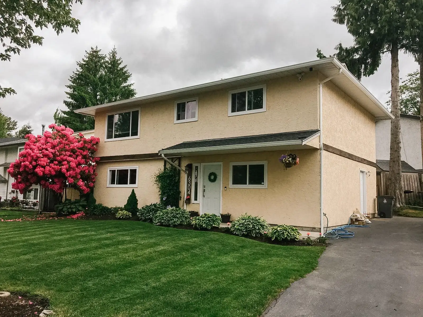 6304 SUNDANCE DRIVE, Surrey BC V3S 8A9