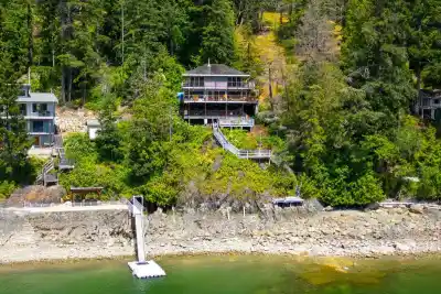 345 DAVID ROAD, Bowen Island BC V0N 1G1