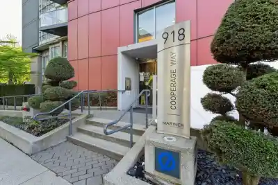 2201 918 COOPERAGE WAY, Vancouver BC V6B 0A7