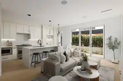 4 419 W 23RD AVENUE, Vancouver BC V5Y 2H5
