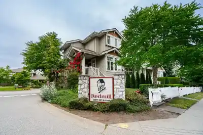 1 14877 58 AVENUE, Surrey BC V3S 8Y9