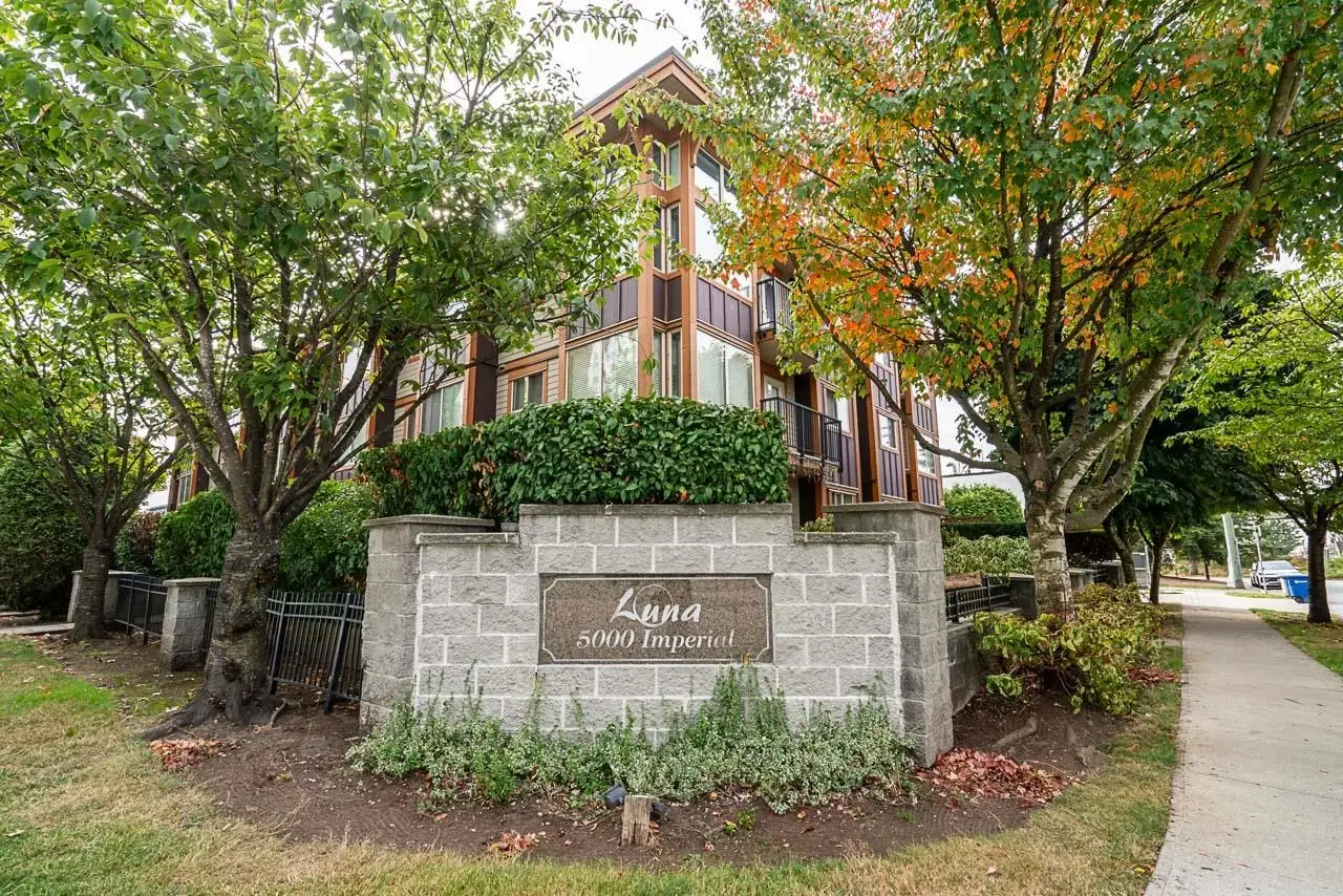 306 5000 IMPERIAL STREET, Burnaby BC V5J 1C8