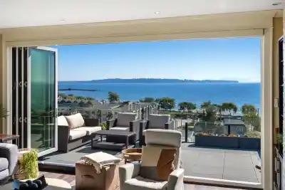 14786 MCDONALD AVENUE, White Rock BC V4B 2C8