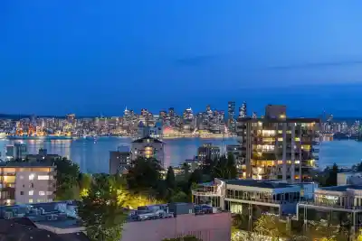 703 135 E 13TH STREET, North Vancouver BC V7L 0J8