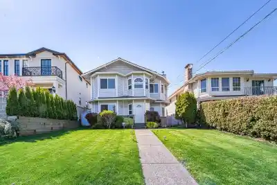 5433 ELSOM AVENUE, Burnaby BC V5H 2Z7