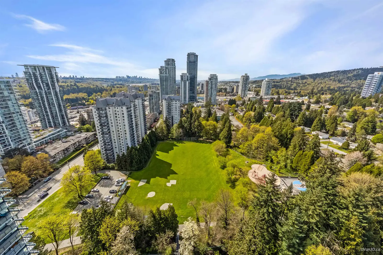 2407 595 AUSTIN AVENUE, Coquitlam BC V3K 0G7