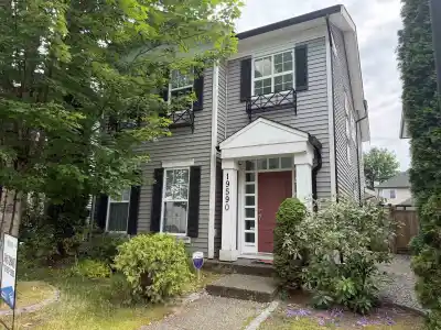 19590 SHINGLE BOLT CRESCENT, Pitt Meadows BC V3Y 2W7