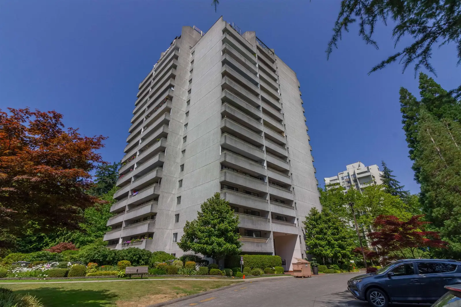 402 4134 MAYWOOD STREET, Burnaby BC V5H 4C9