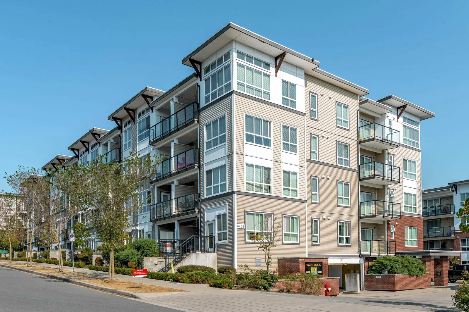 110 6468 195A STREET, Surrey BC V4N 6R6