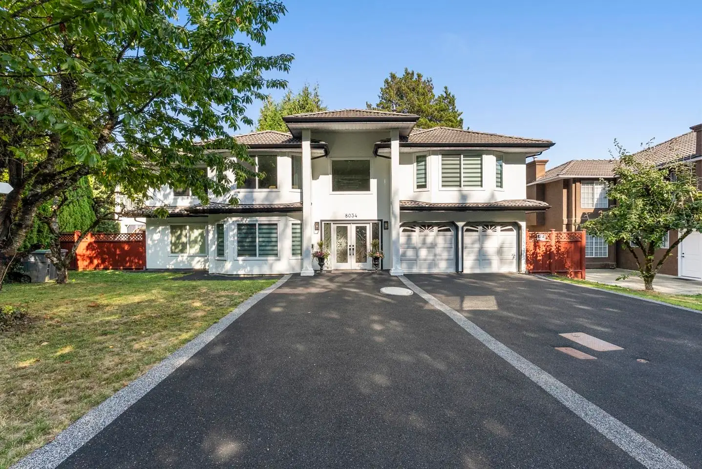 8034 166 STREET, Surrey BC V4N 0H1