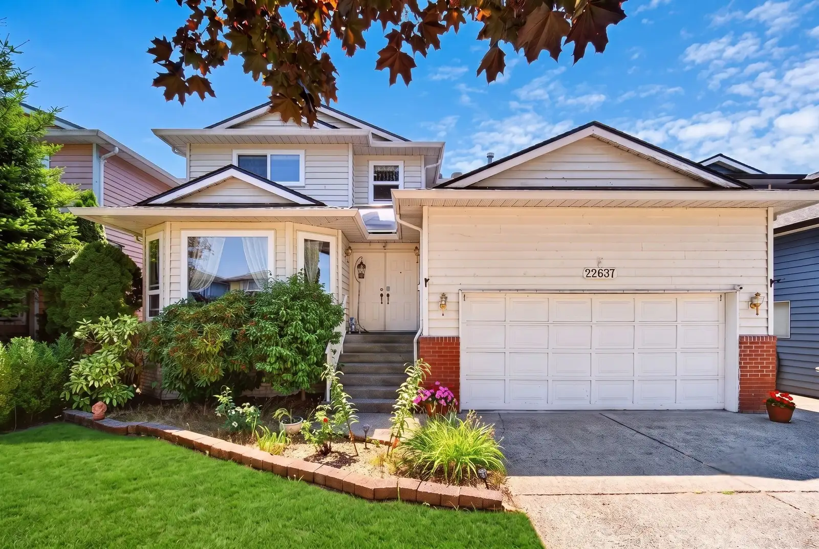 22637 FRASERBANK CRESCENT, Richmond BC V6V 2L8