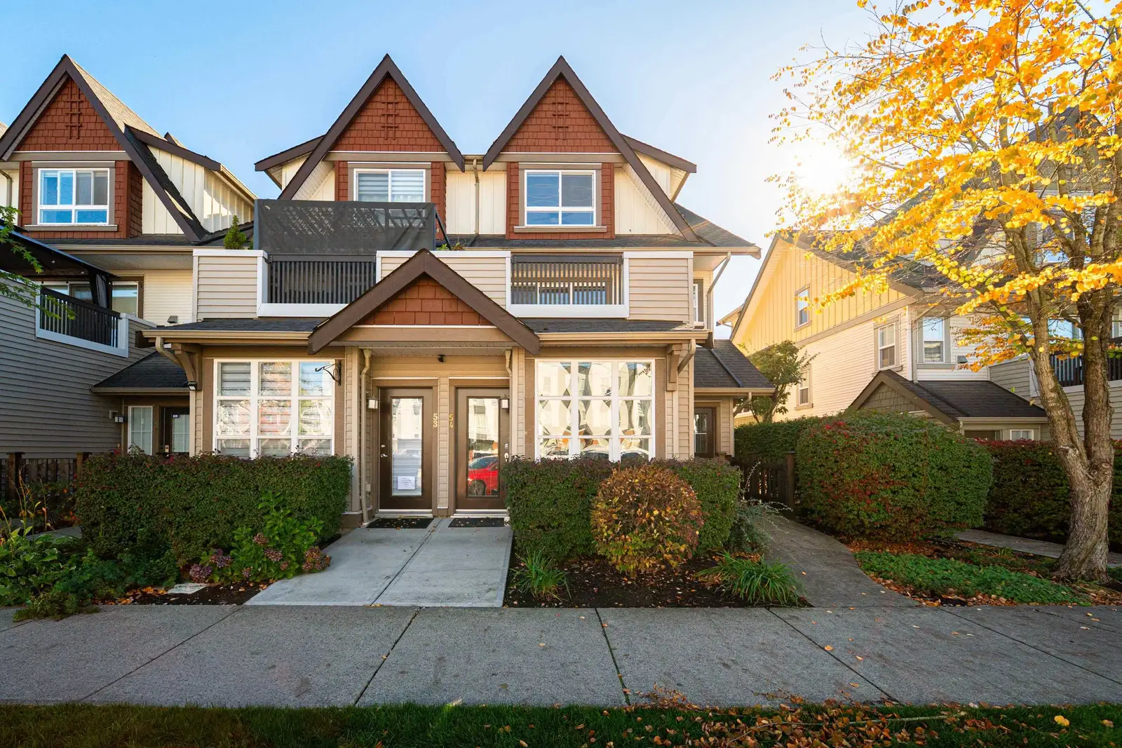 54 7155 189 STREET, Surrey BC V4N 5S8