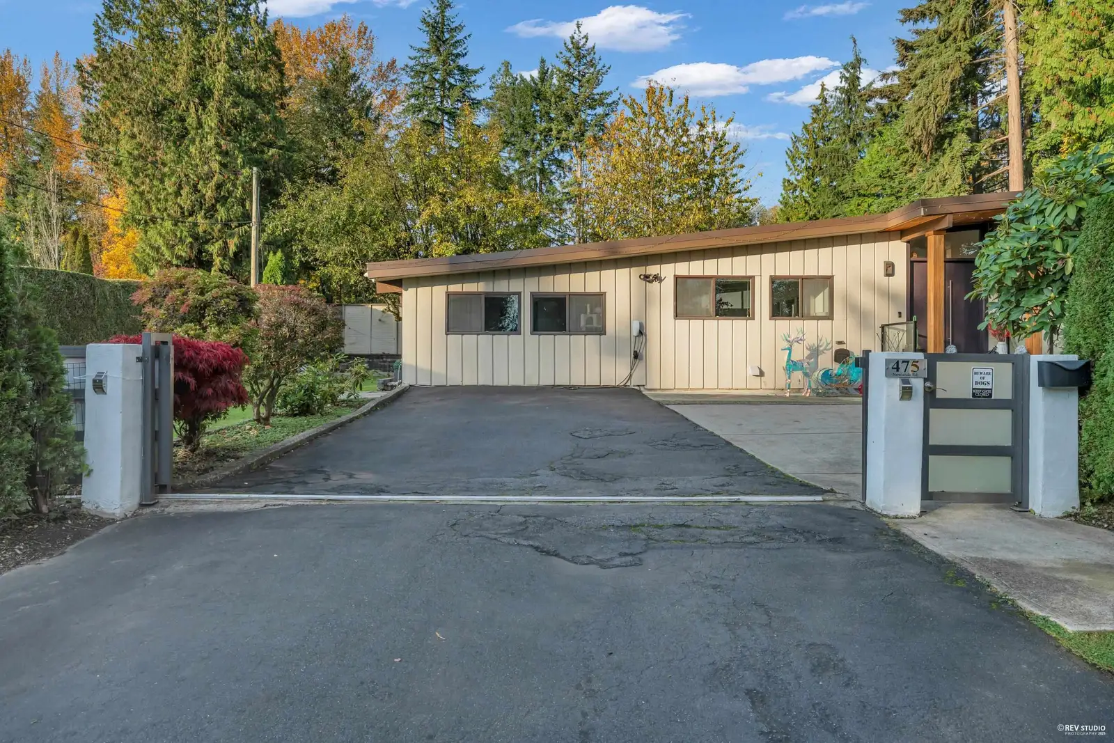 475 NEWLANDS ROAD, West Vancouver BC V7T 1W3
