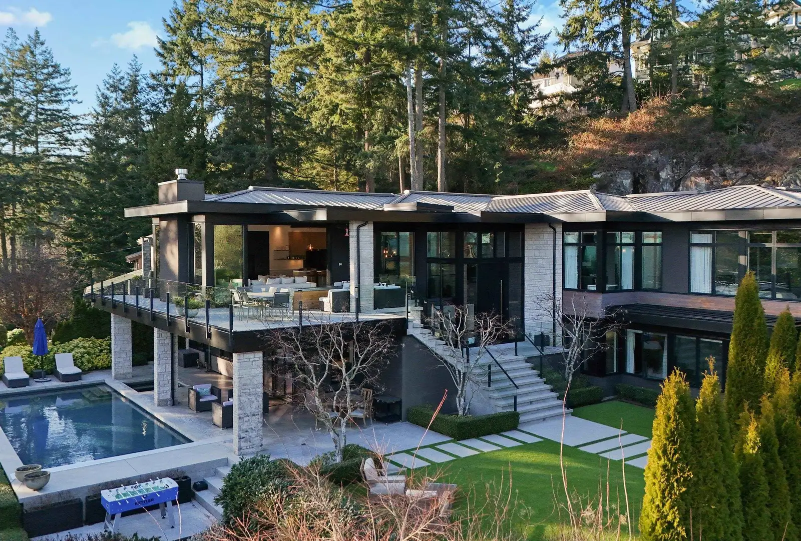 4799 CLOVELLY WALK, West Vancouver BC V7W 1H7