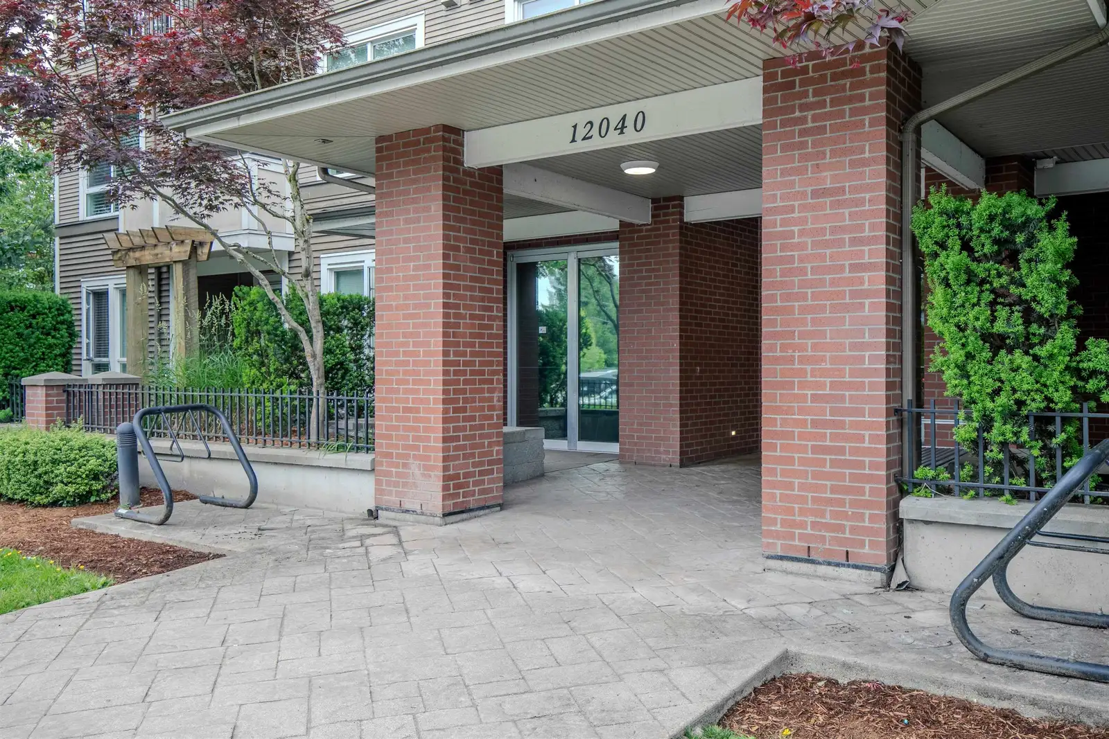 108 12040 222 STREET, Maple Ridge BC V2X 5W1