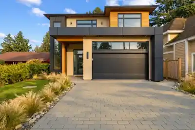 1616 BRAID ROAD, Delta BC V4L 1T4