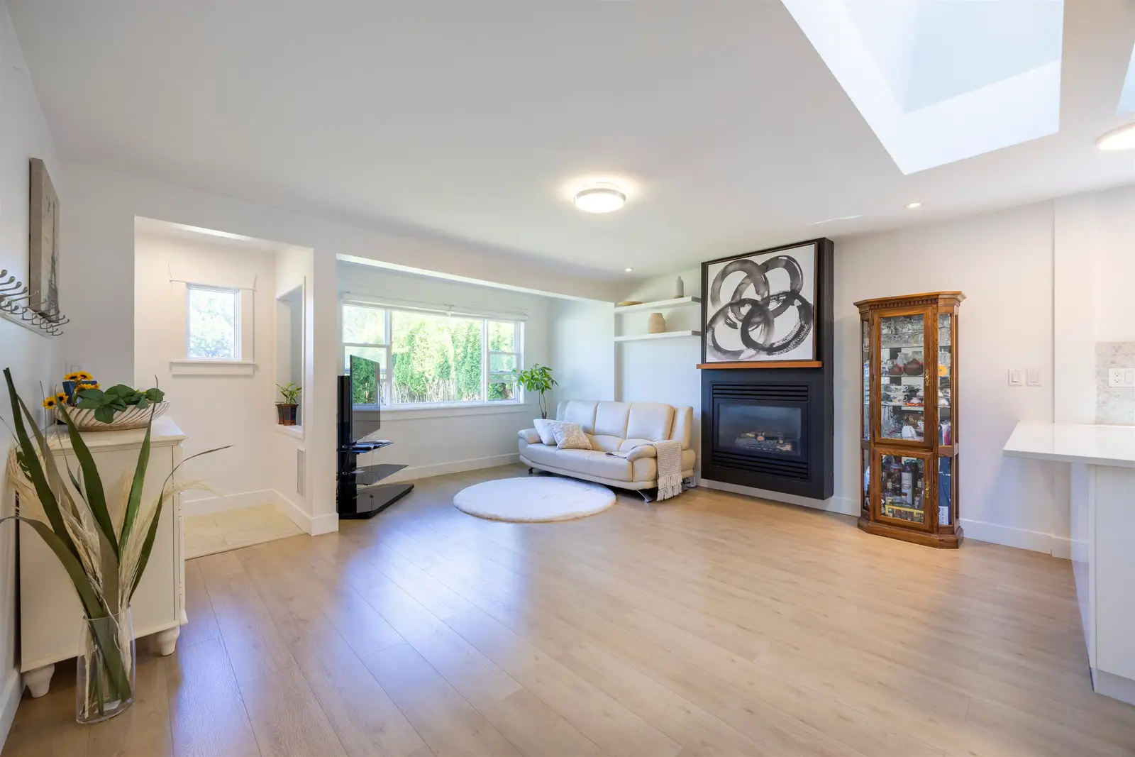 931 SPERLING AVENUE, Burnaby BC V5B 4H7