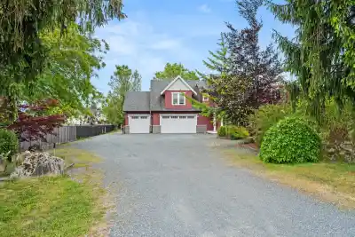 4922 215 STREET, Langley BC V3A 2L9