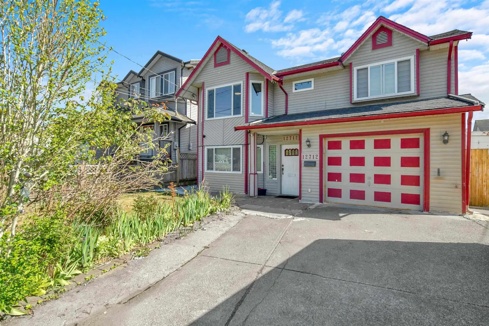 12712 113A AVENUE, Surrey BC V3V 3M4