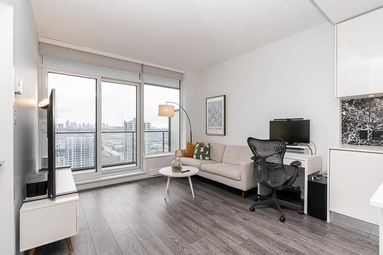 3903 1955 ALPHA WAY, Burnaby BC V5C 0K6