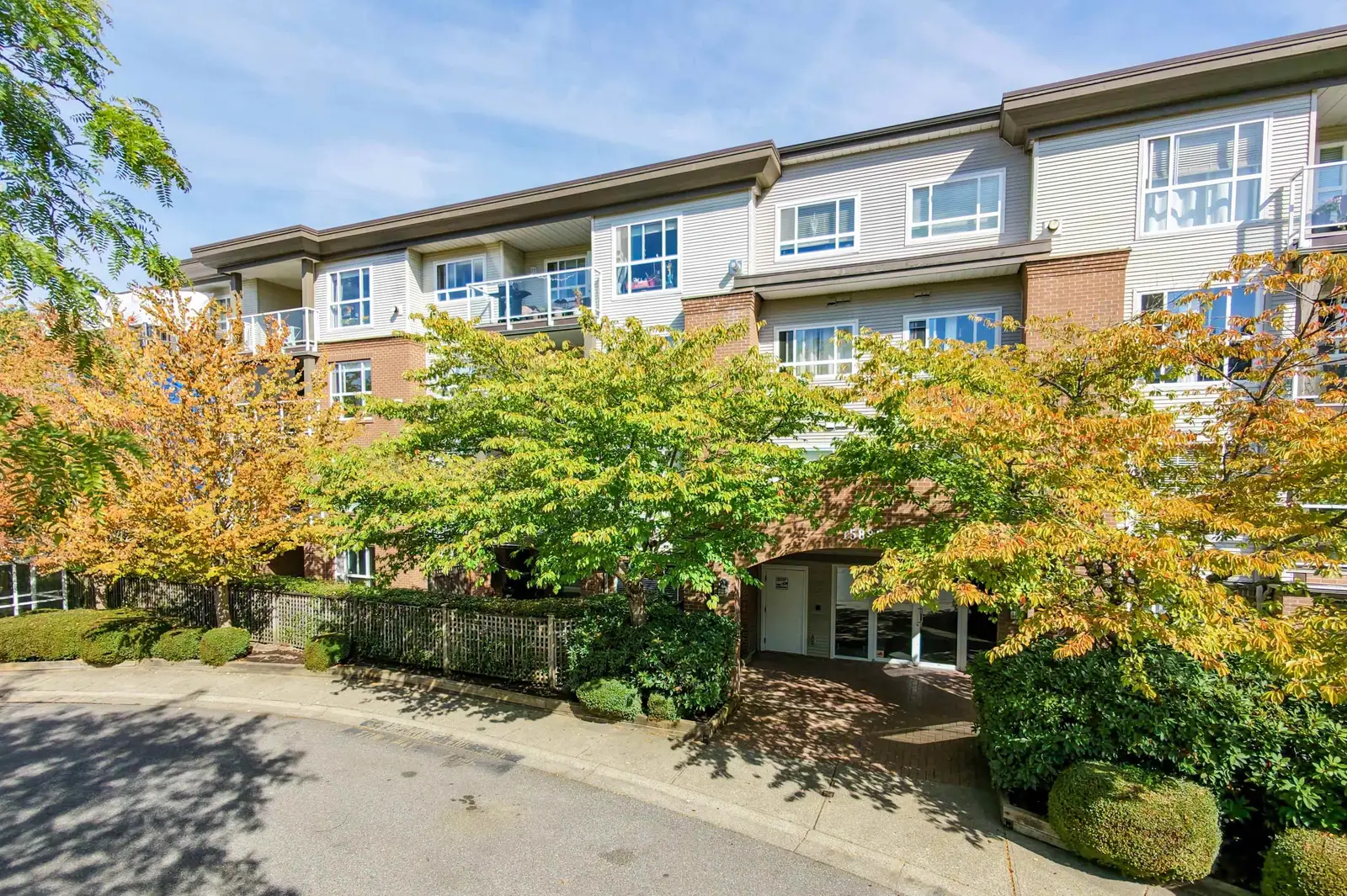 102 15885 84 AVENUE, Surrey BC V4N 0W7