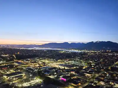 5610 2108 GILMORE AVENUE, Burnaby BC V5C 0N8