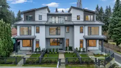 102 706 SMITH AVENUE, Coquitlam BC V3J 2W7
