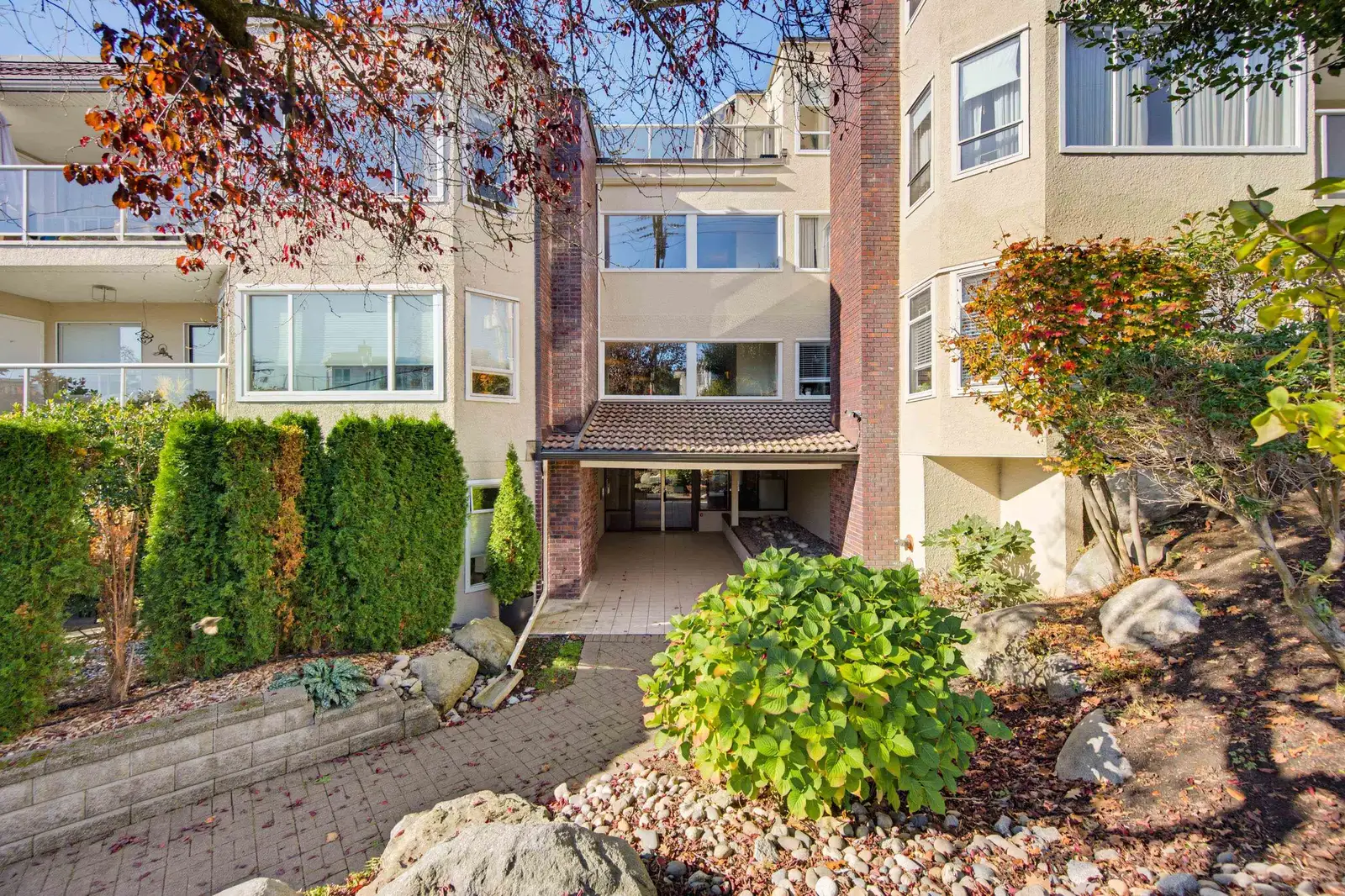 407 1225 MERKLIN STREET, White Rock BC V4B 4B8