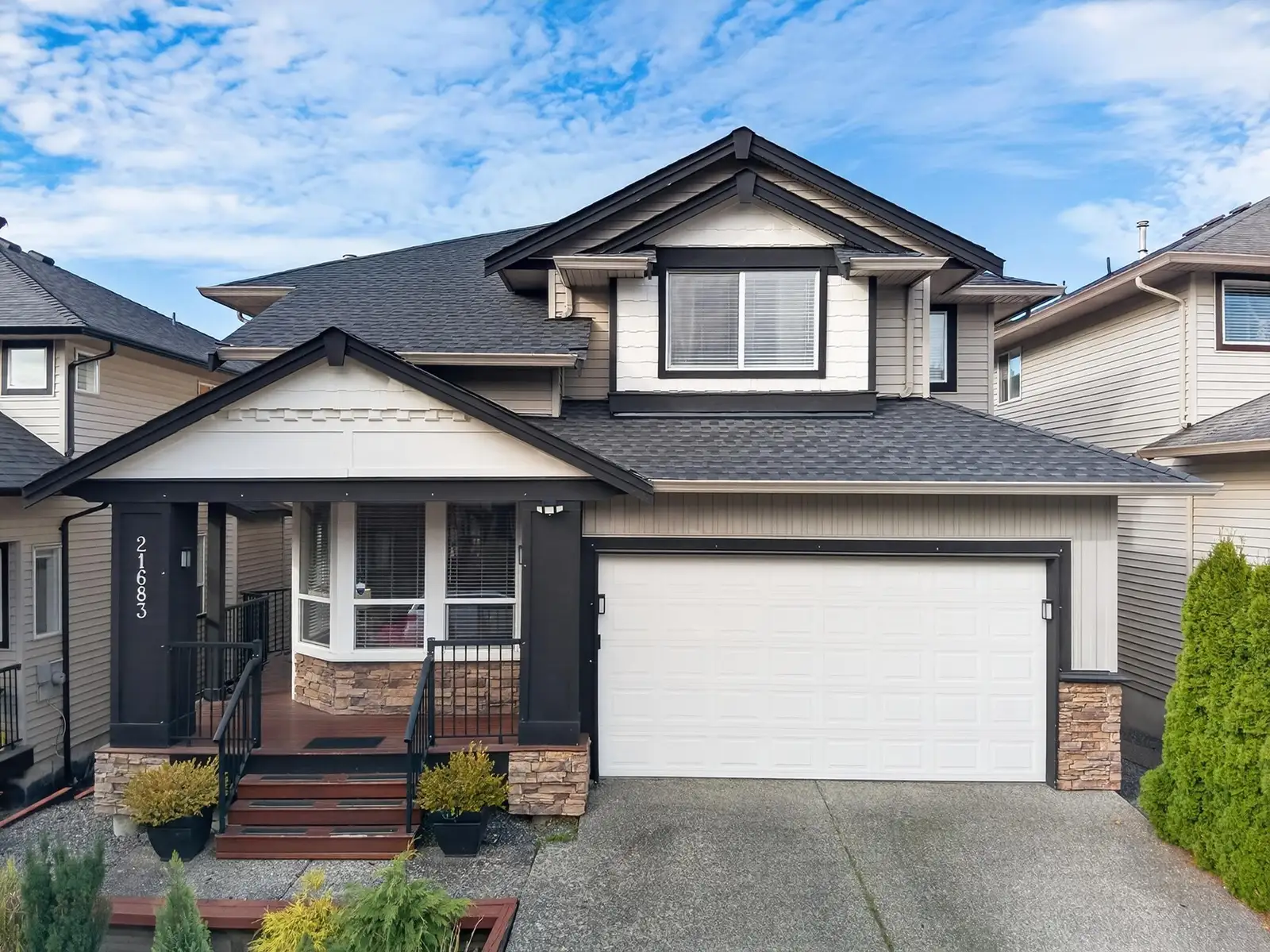 21683 89A AVENUE, Langley BC V1M 4C7