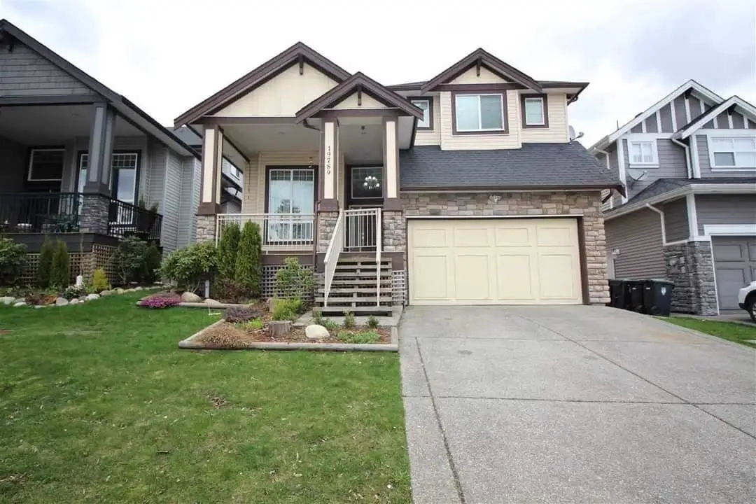 19789 68 AVENUE, Langley BC V2Y 2W5