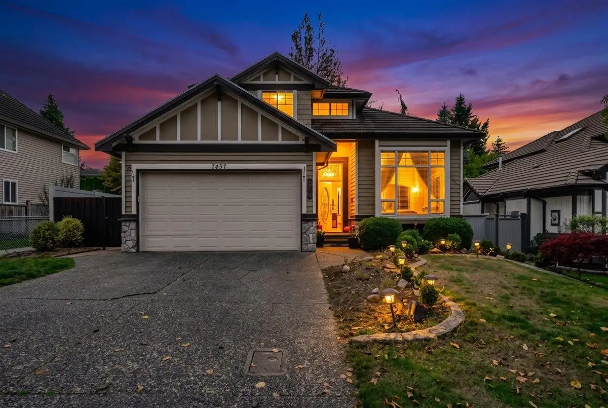 7457 146TH STREET, Surrey BC V3S 8Y8