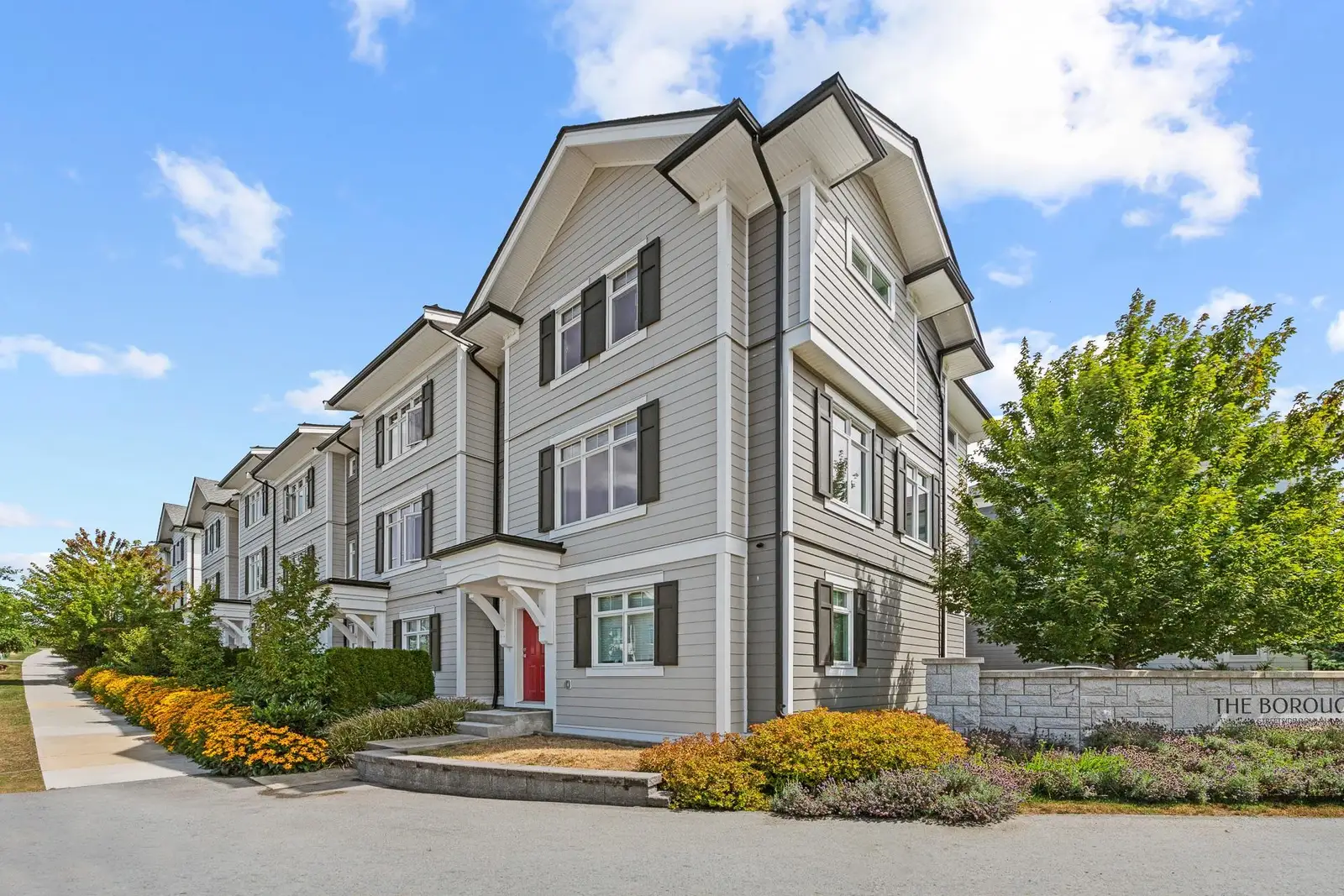 18 2070 OAK MEADOWS DRIVE, Surrey BC V3Z 1J1