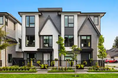 5 16765 25 AVENUE, Surrey BC V3Z 0X3