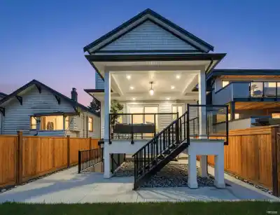 2743 MCGILL STREET, Vancouver BC V5K 1H4